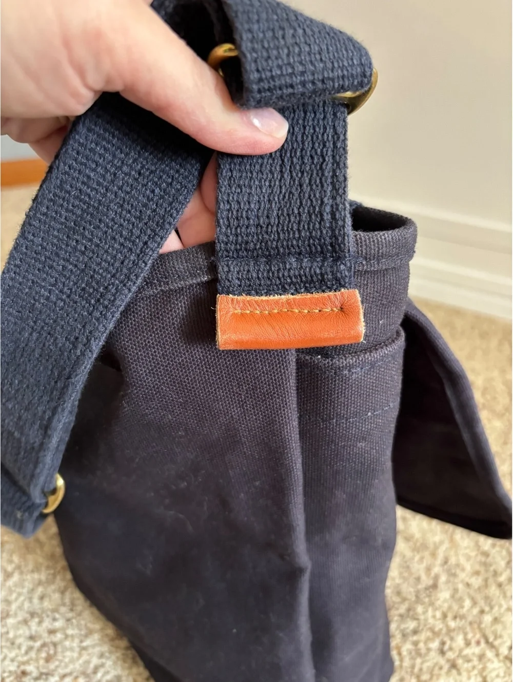 Vtg Lands End canvas messenger tote